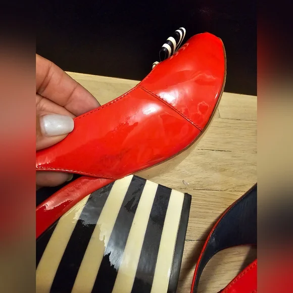 Kate Spade ♠️ wedges - Picture 13 of 16